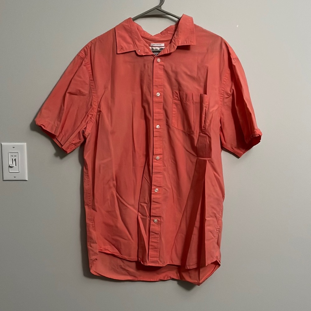 Old Navy short sleeve dress shirt size XL worn once to a wedding